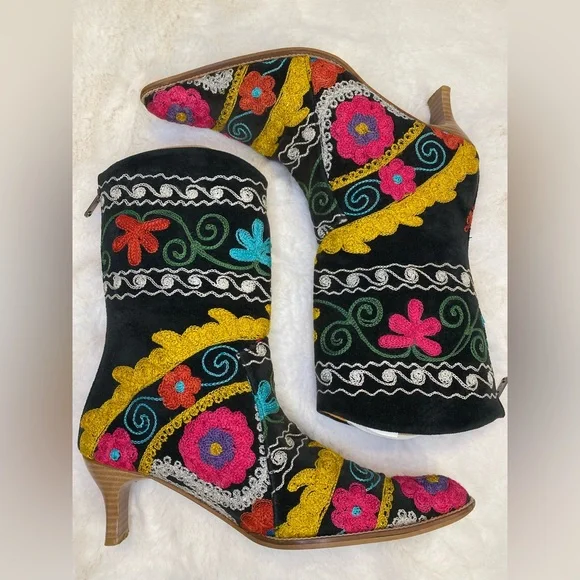 ⚡️Stunning Vintage 90s Neon Floral PSYCHEDELIC Embroidered Kilim Art Heeled Boot - Picture 4 of 16